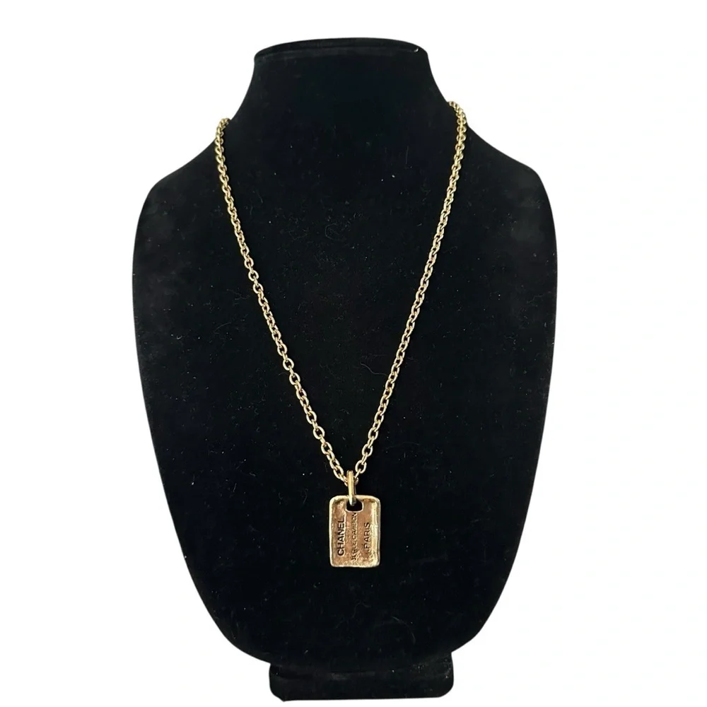 CHANEL vintage 31